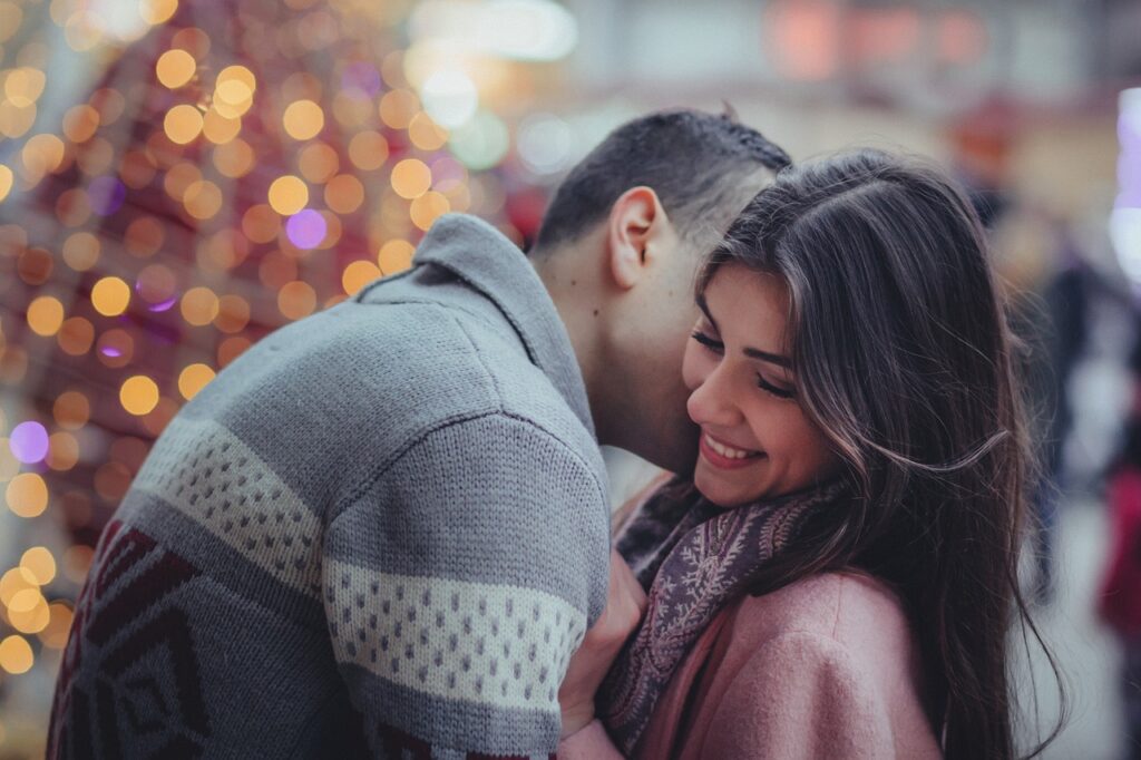 Paar Weihnachten Geschenke Kuss Personalisierte Geschenkideen für Paare Kreative Tipps